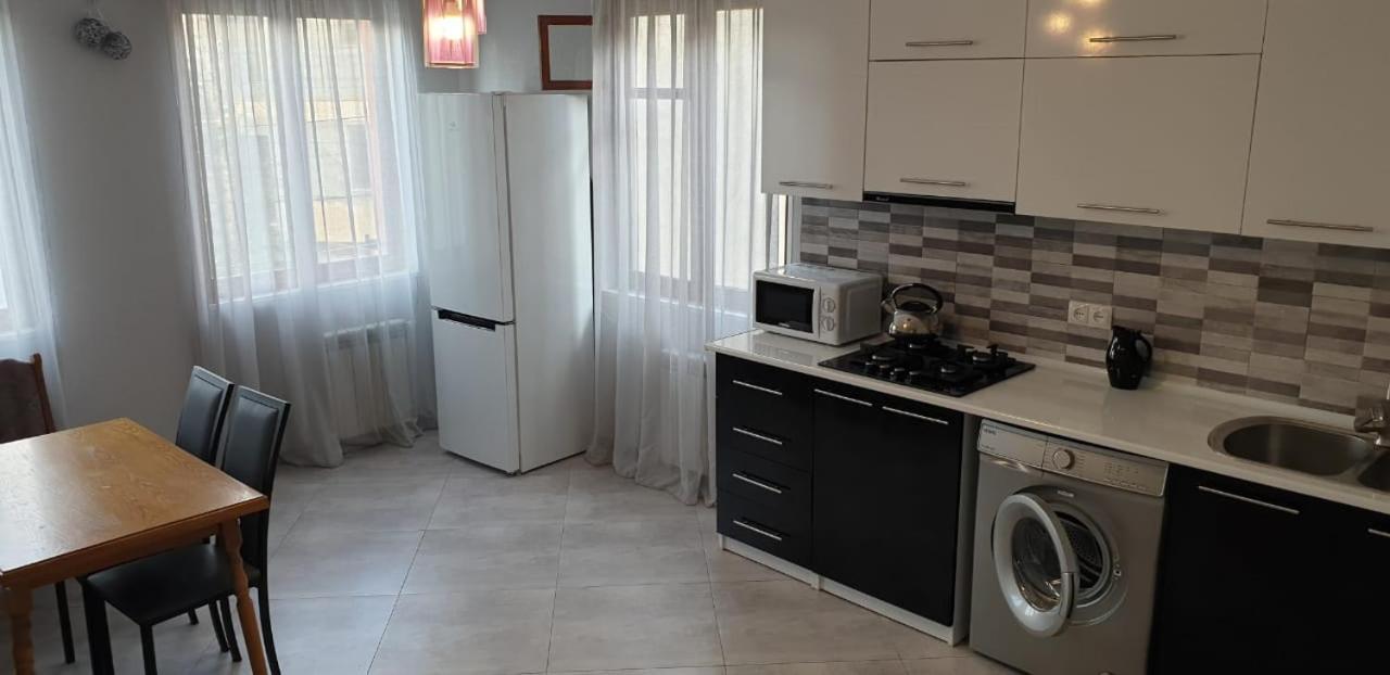 Tbilisi House Apartment Bagian luar foto